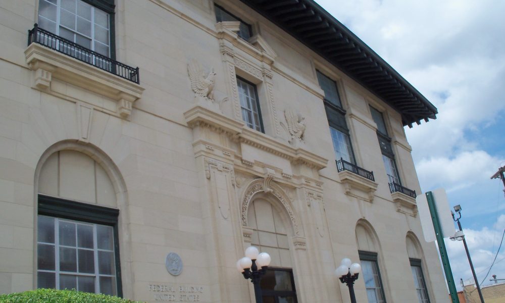 Title: Federal Building (United States Courthouse), Sherman, Texas; Photo by: Nicolas Henderson; Src: https://www.flickr.com/photos/texasmarkers/4762060295/in/photostream/; Lic: CC BY-NC-SA 2.0.